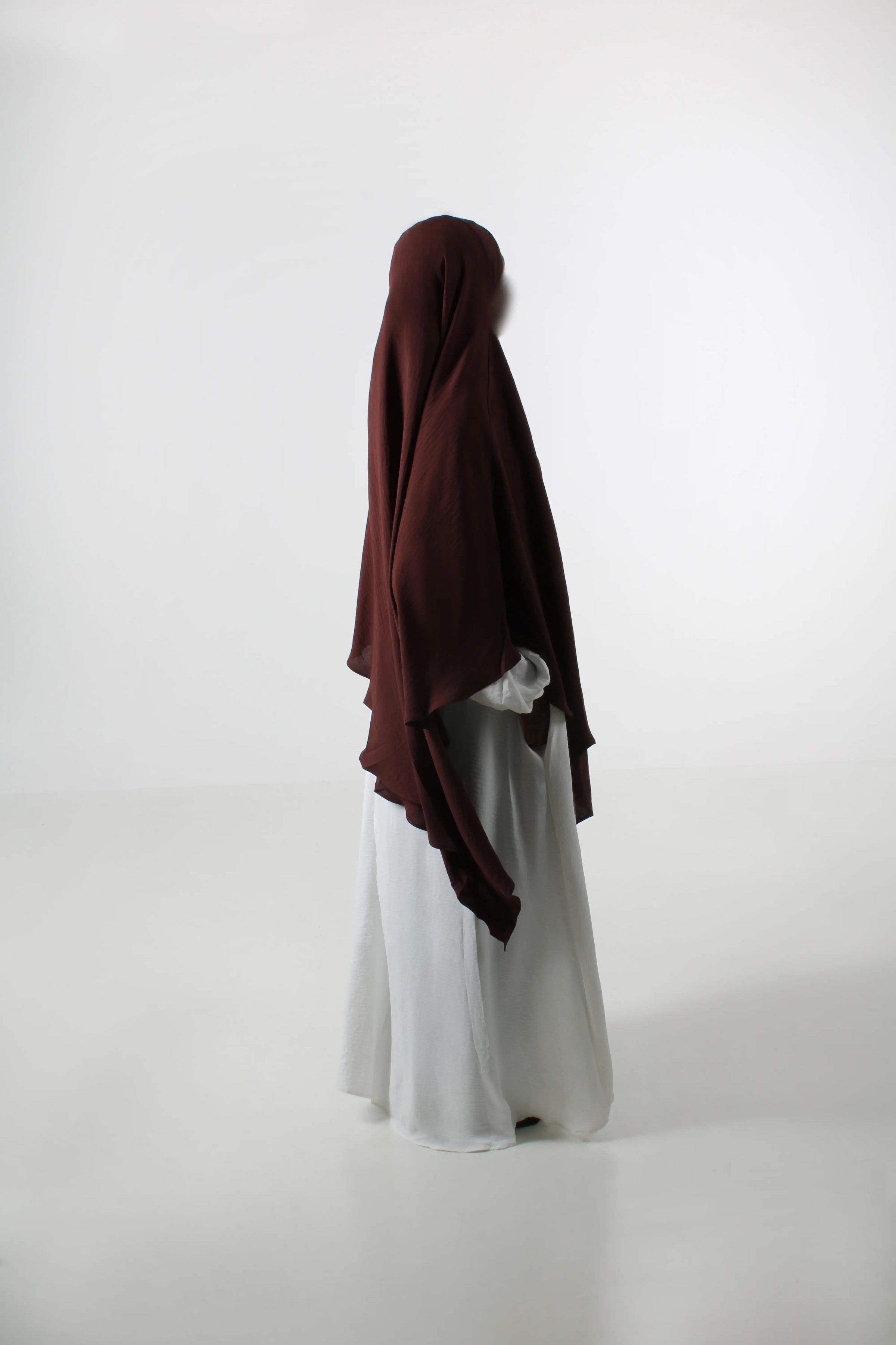 Kjole-dame-hvit-Abaya-umrah-Qamar