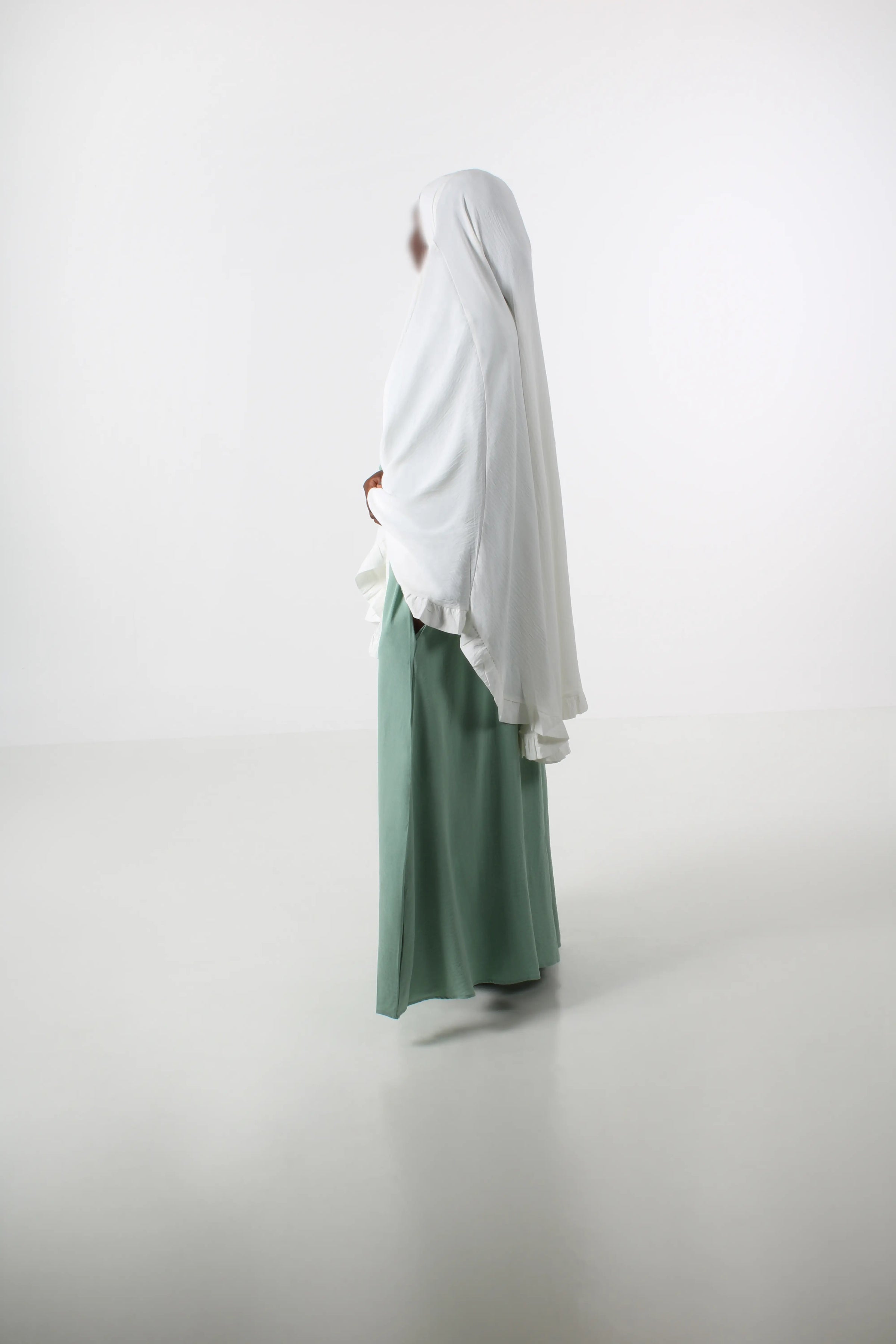 Kjole-dame-mint-gronn-lommer-Abaya-Qamar-2