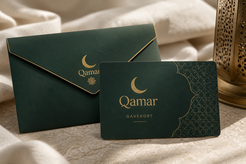 Qamar digitalt gavekort – grønt kort med gull halvmåne og islamsk mønster